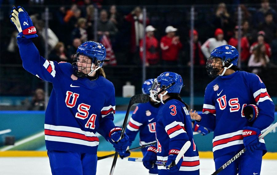 U.S. women celebrate semifinal win over Sweden in Milan