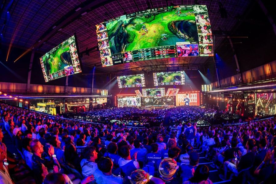 Team Falcons breeze to Esports World Cup Rocket League crown