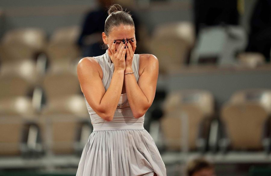 Ukraine's Marta Kostyuk, Russian Mirra Andreeva to meet in French semis