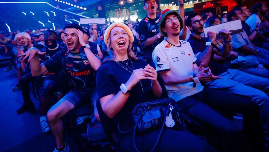 OpTic Gaming, 100 Thieves sweep into Call of Duty semis at Esports World Cup