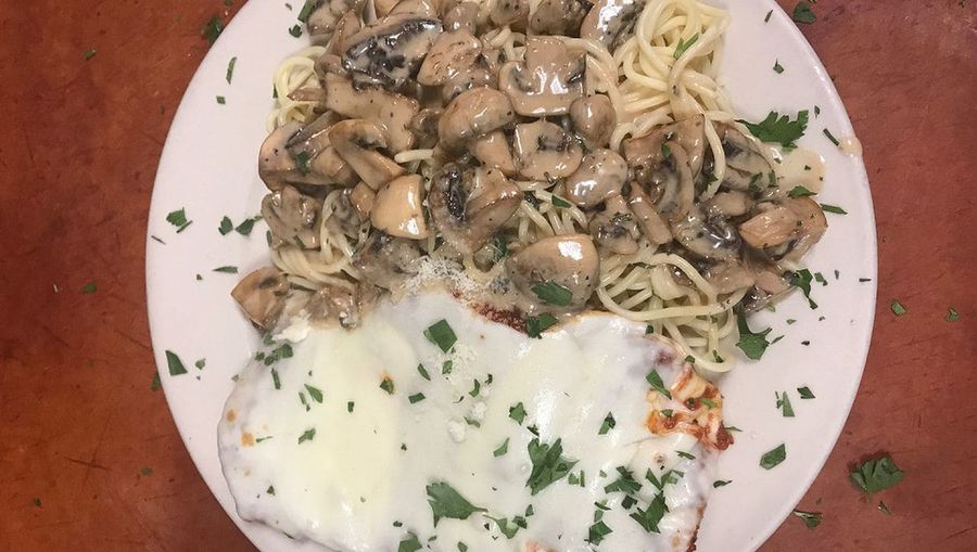 Alex Ovechkin Has Been Eating This Carb Nightmare Before Every Home Game For 13 Years