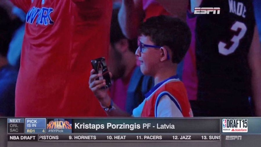Crying Knicks Child Is Now A Big Kristaps Porzingis Fan