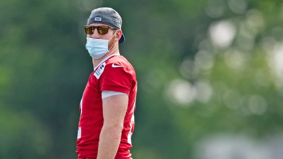 Carson Wentz putting best foot forward