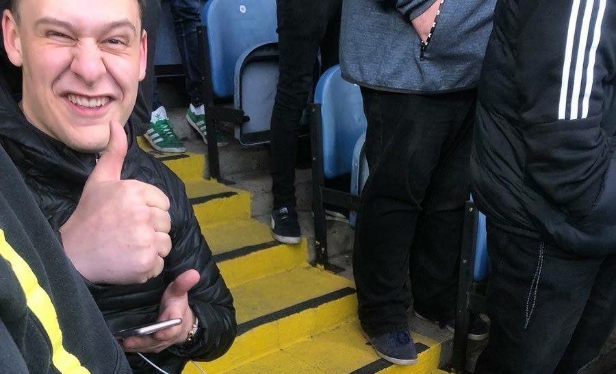 Leeds Fan Breaks Ankle While Celebrating A Goal, Waits Until After The Game To Go To Hospital