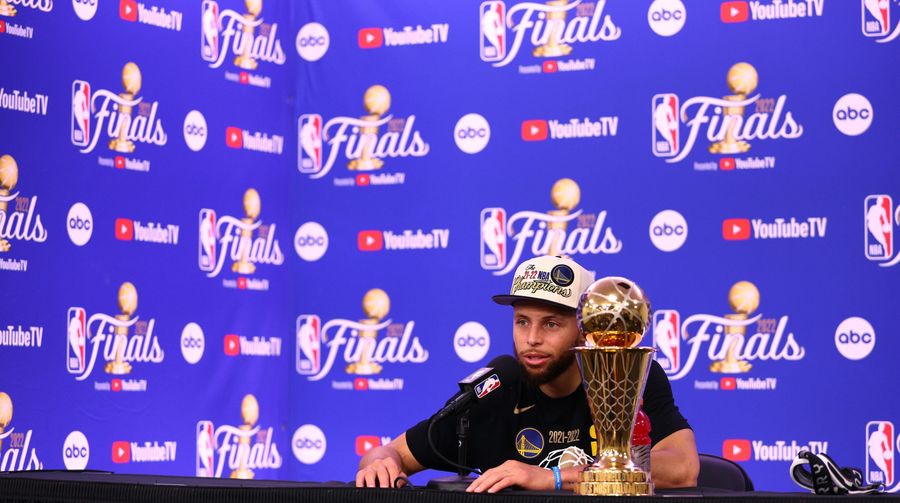 Steph Curry is the black swan