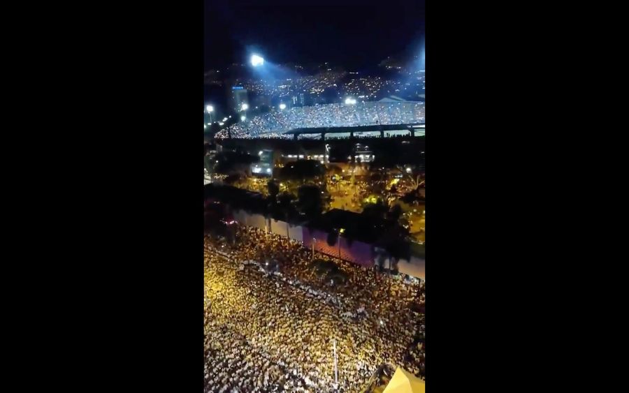 Colombian Fans Come Out In Force To Pay Tribute To Chapecoense After Plane Crash