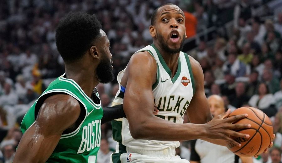 Khris Middleton Feasts, Then Giannis Feasts, And Suddenly The Celtics Were Just A Tasty Meal