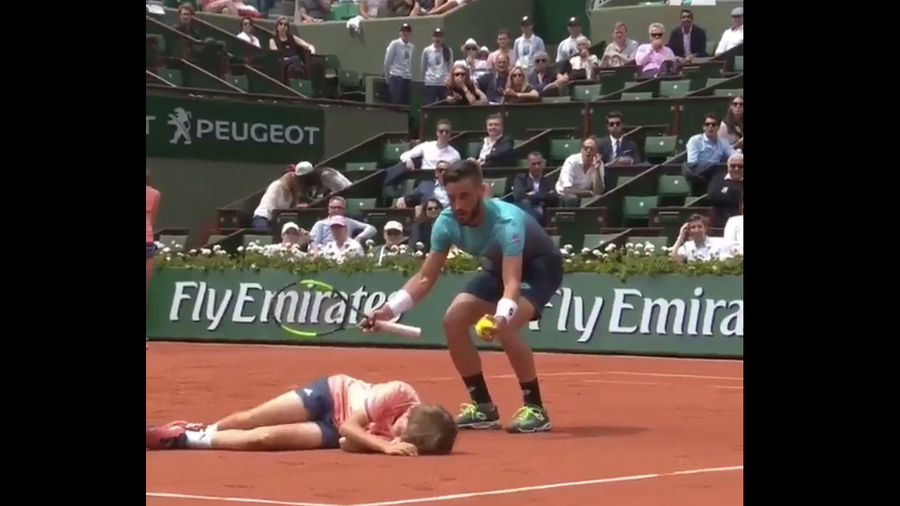 Tennis Player Accidentally Lights Up Ball Kid At French Open