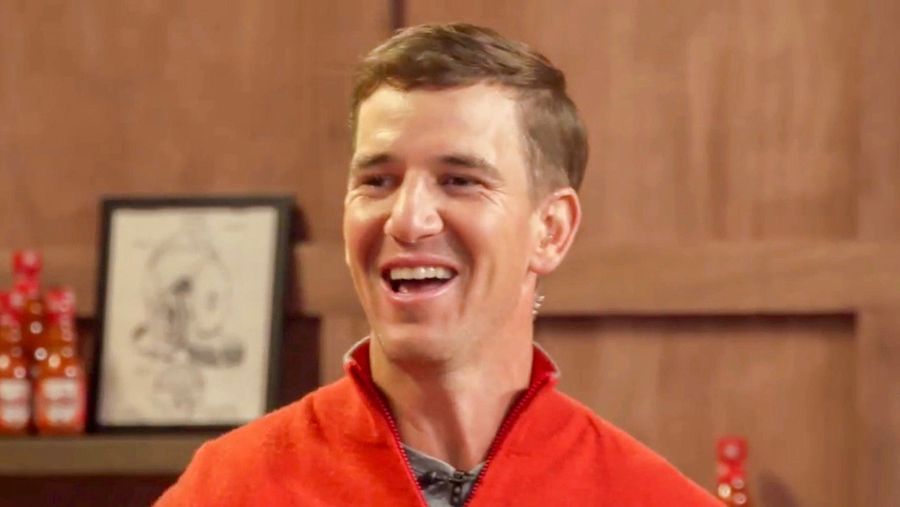 Still undefeated, Father Time makes Eli Manning feel old