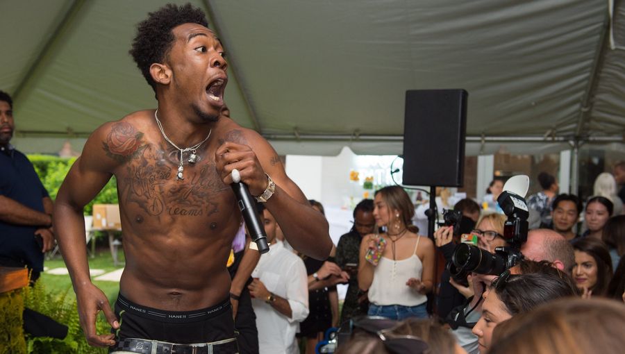 Desiigner Got Booed Off The Court By Sixers Fans