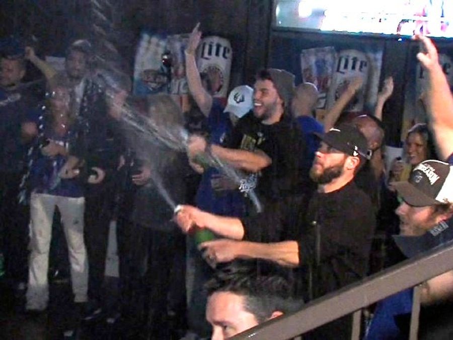 The Royals Partied With Fans And Eric Hosmer Bought Everyone Drinks