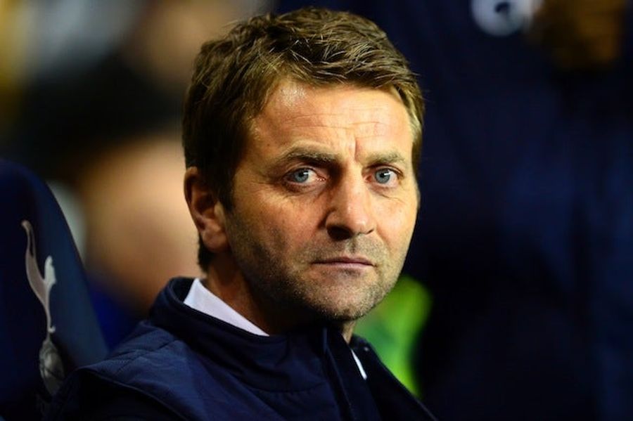 Tottenham Boss Bashes Players, Flexes Imaginary Muscles