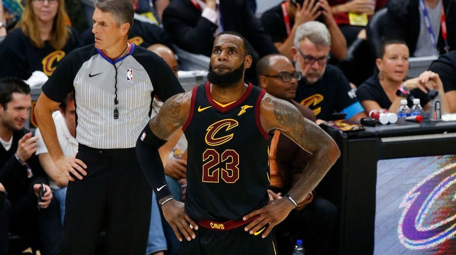 LeBron Busted His Hand In A Rage After That Game 1 Meltdown