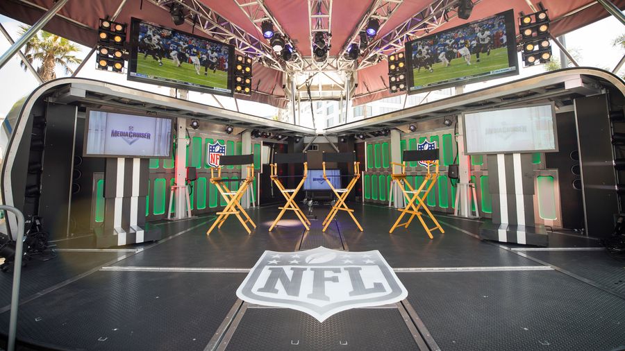 You Survived At NFL Network By Staying Silent