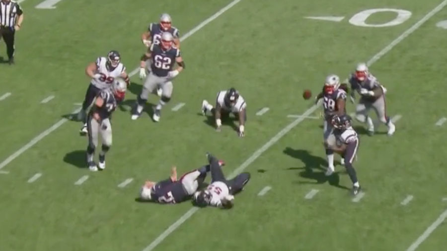 Tom Brady Clowned By A Jadeveon Clowney Pick-Six