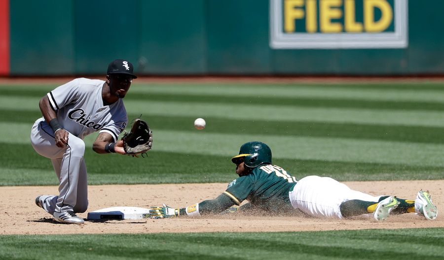 White Sox Allow Rajai Davis To Steal As Many Bases As He Pleases