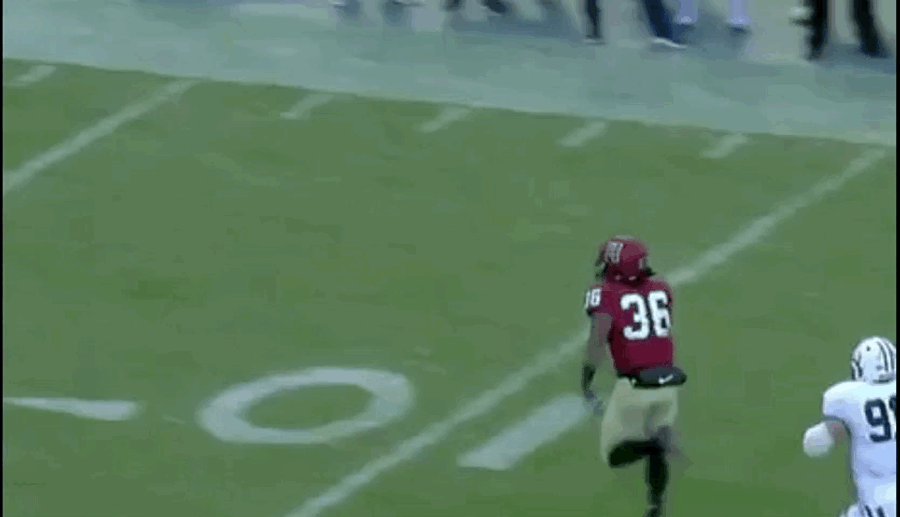 New Photo Shows Harvard Running Back Didn't Actually Flip Yale The Bird