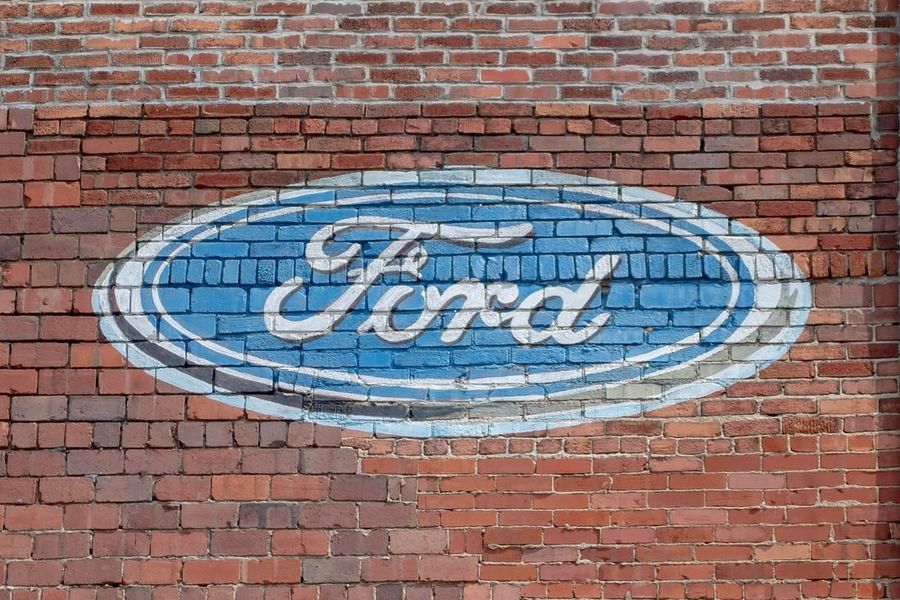 Ford joins LPGA Tour as Phoenix-area title sponsor