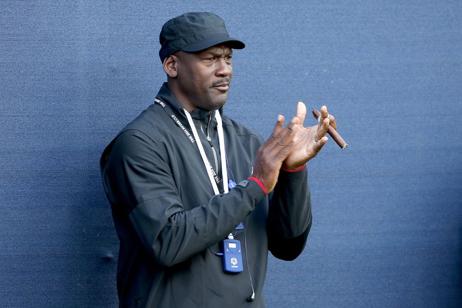 Michael Jordan While Signing An Autograph For Obama: Pfffffft, Fuck It