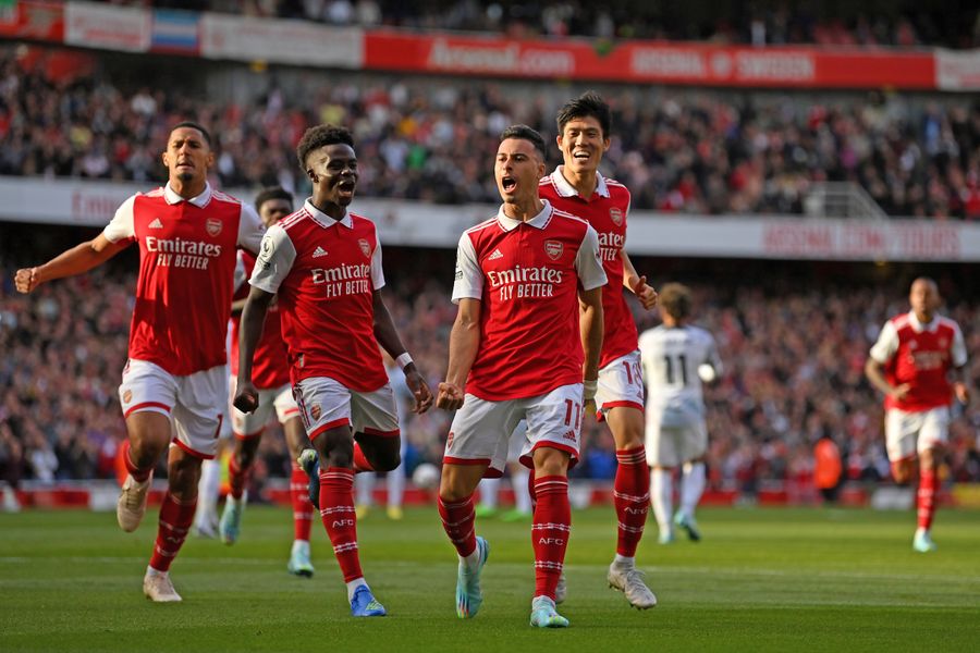 Arsenal, Liverpool, and cycles