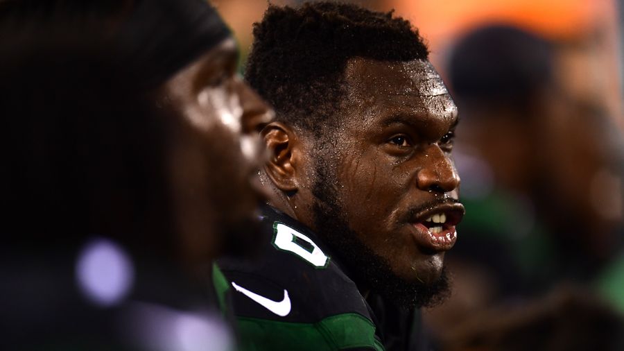 Jets In Feud With Offensive Lineman Refusing To Play Through Shoulder Injury [Update]