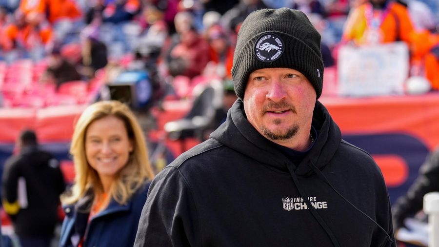 Are the Jets trying to lure Aaron Rodgers to New York with Hackett hire?