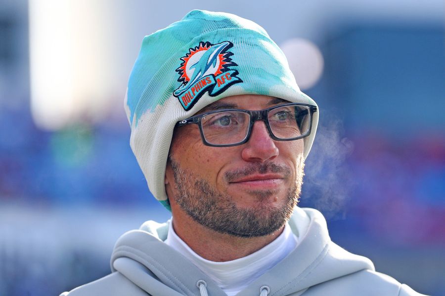 Dolphins sport worst-ever NFL beanies in Sunday's tie-dye affair