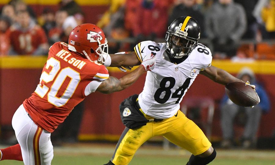 Antonio Brown Livestreams Mike Tomlin Calling The Patriots Assholes