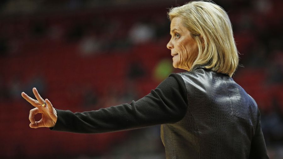 Baylor's Kim Mulkey Spent The Week Trying To Convince Everyone She's Sorry<em></em>