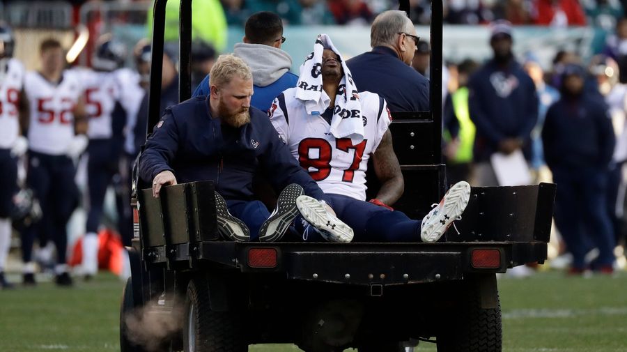 Demaryius Thomas Carted Off With Torn Achilles