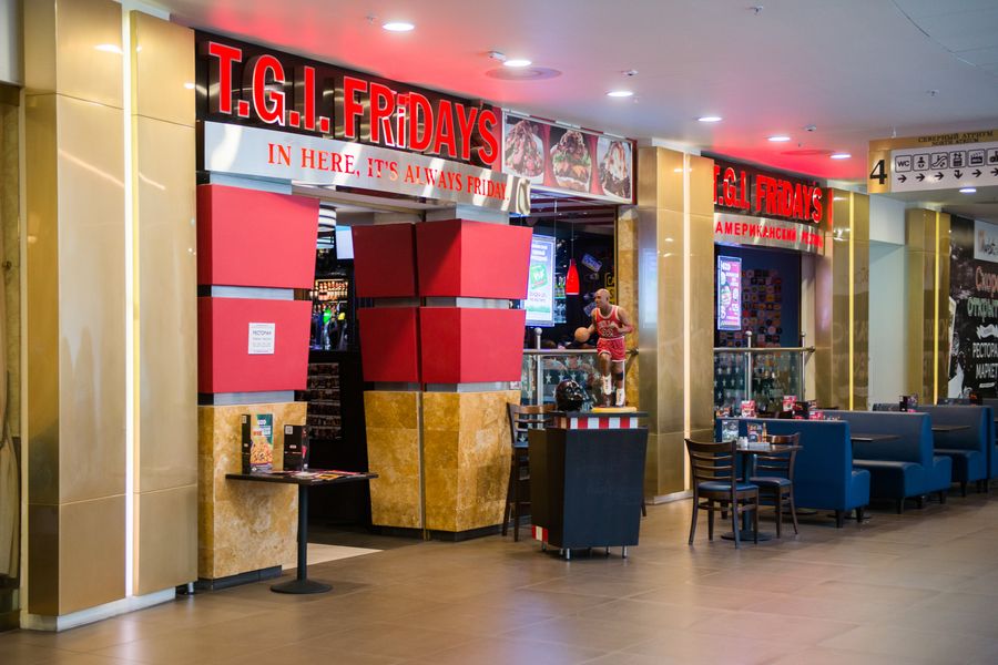 TGI Fridays Is Breaking Up With Its Own Restaurants