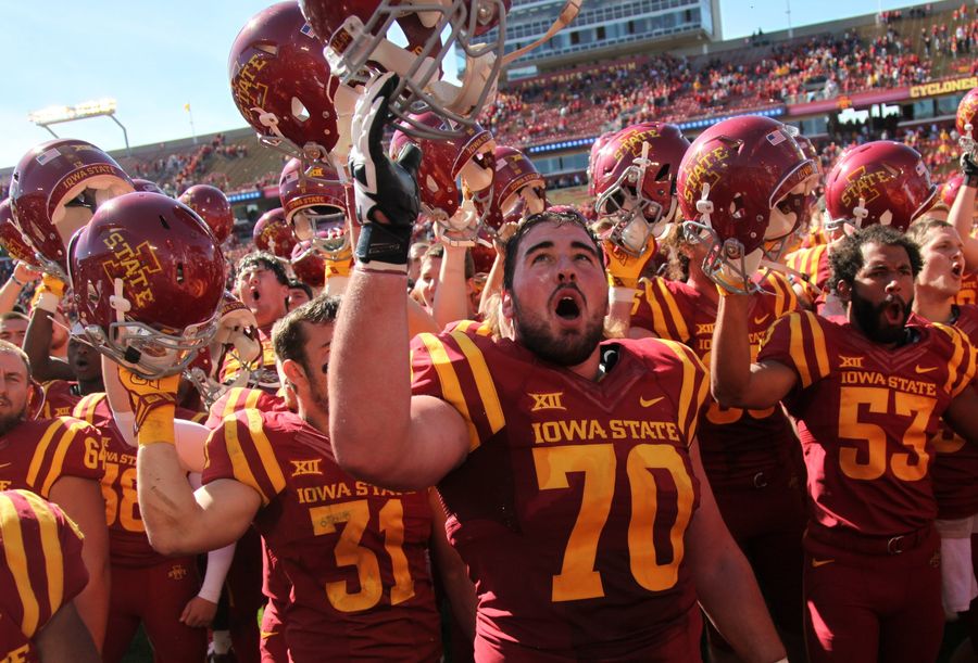 Spring Breaking Iowa State Football Players Save Woman From Drowning