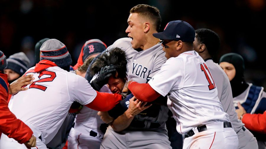 Let&#39;s Enjoy Some Pictures Of The Day In Baseball Donnybrooks