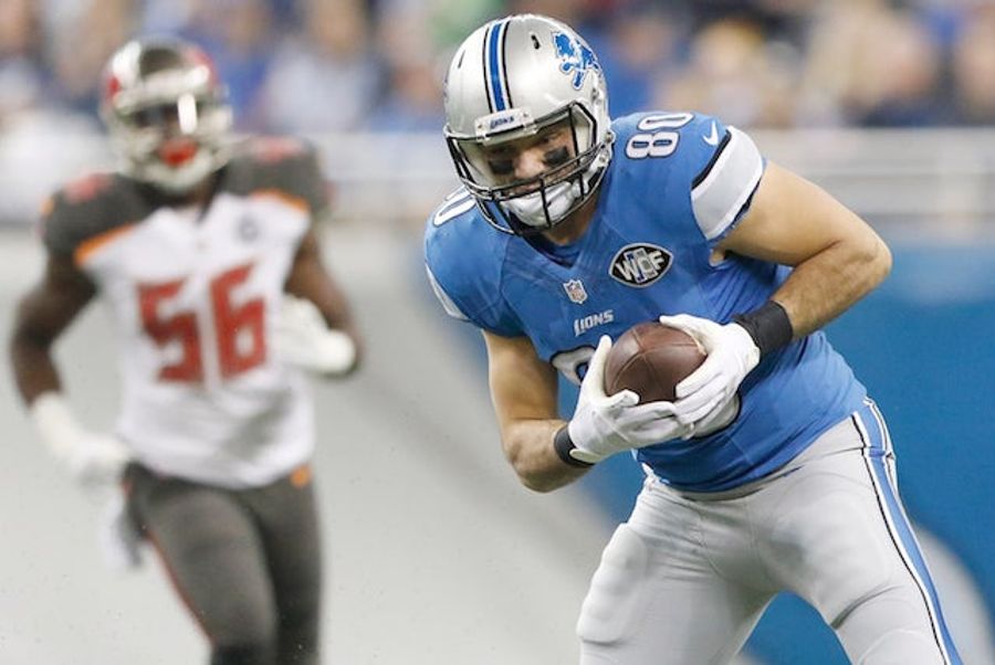 Joseph Fauria's Tweet About His Girlfriend And Russell Wilson Is...Odd