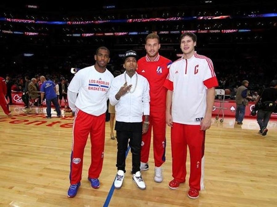 Warning: Doug McDermott Will Just Get All Up In Your Picture