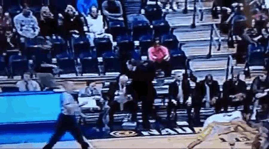 Idaho Basketball Coach Flips Out On Assistant, Throws Play Cards