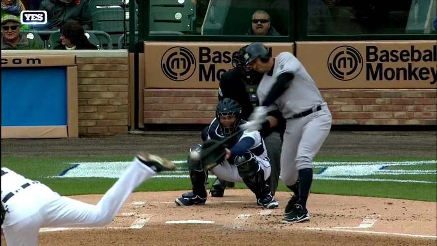 A-Rod Whacks Dong