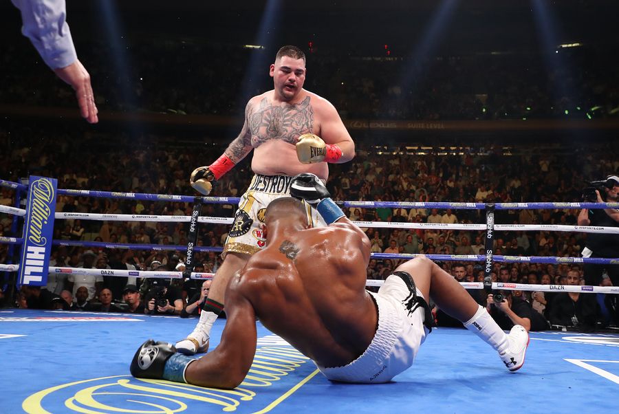 Enormous Fraud Anthony Joshua Knocked Out By Thirsty, Hungry Fella