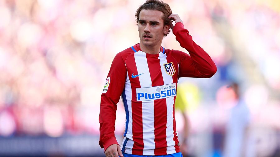 Antoine Griezmann's New Contract Means He Isn't Going To Manchester United—Yet