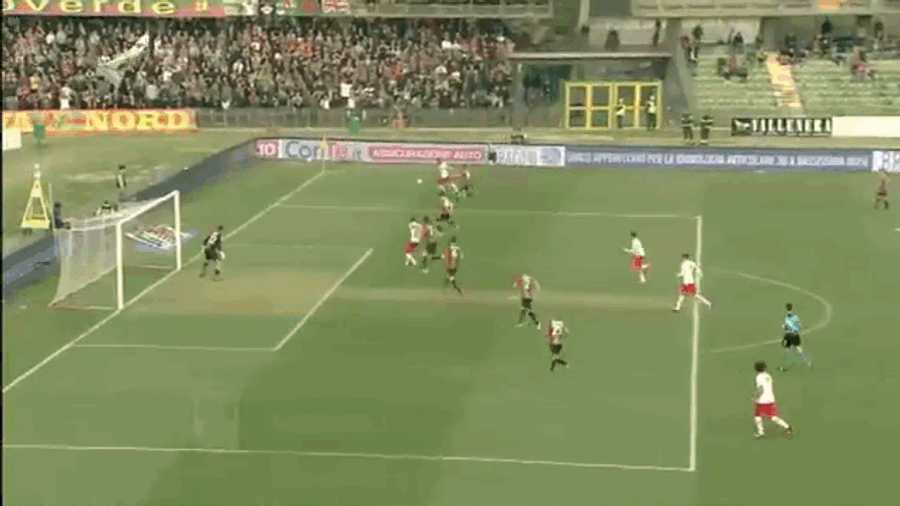 Italian Soccer Guy Scores Most Bellissimo Goal Of His Vita