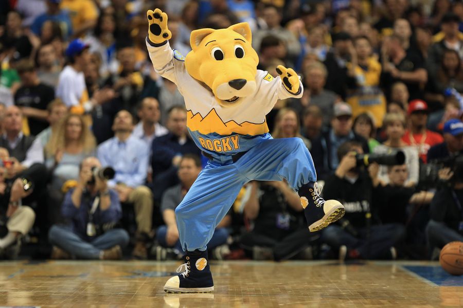 The Nuggets Front Office Literally Doesn't Know How To Do Its Job
