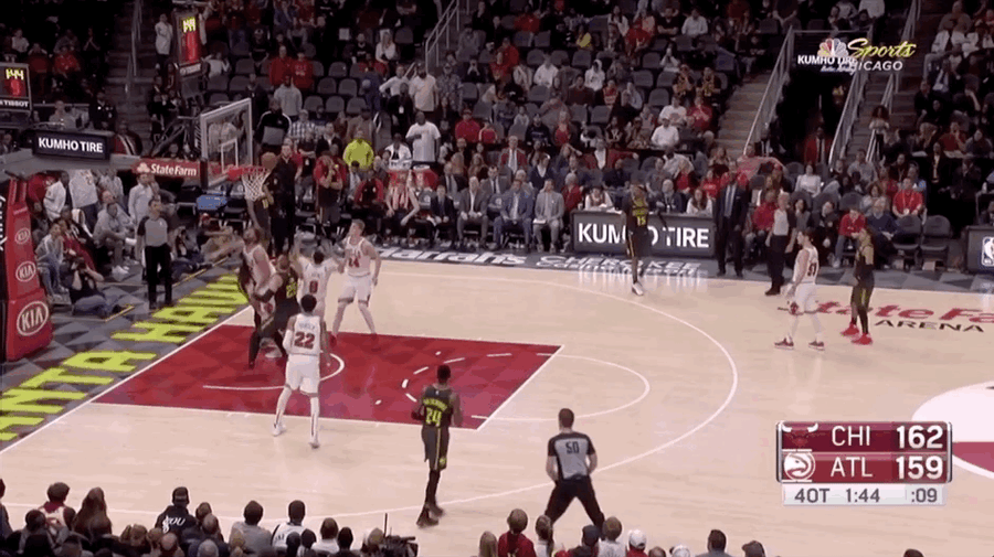 Alex Len Momentarily Forgot He Was Playing Basketball While Trying To Secure A Rebound