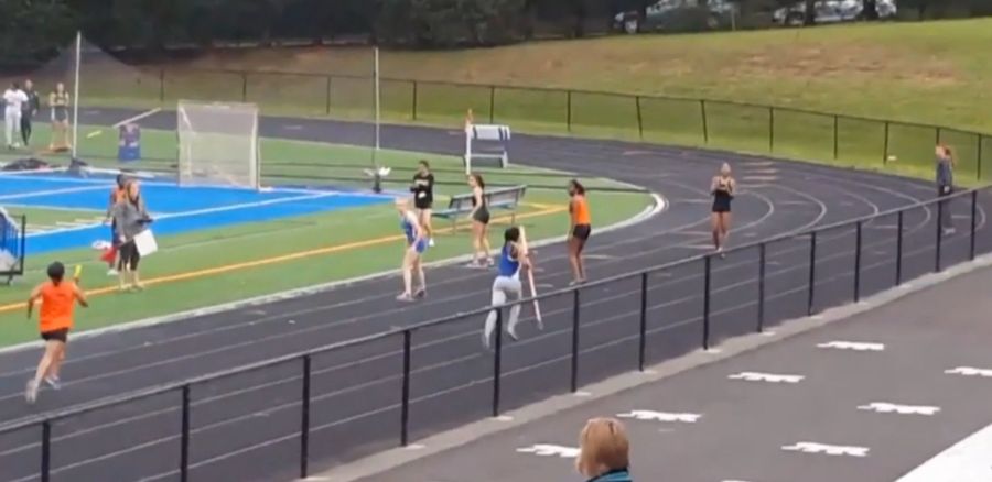 High School Relay Team Uses High Jump Pole Instead Of Baton, Wins