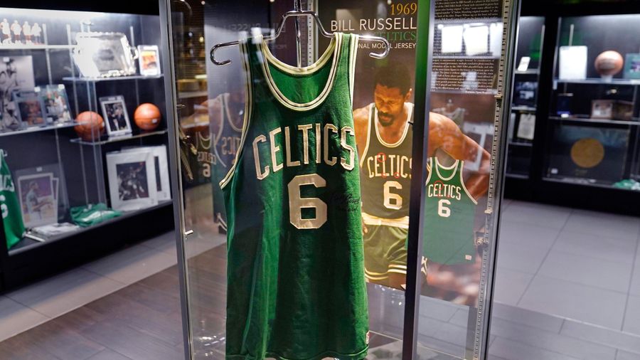 The NBA retires Bill Russell’s number