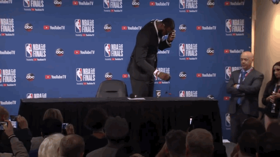 LeBron James Leaves In A Huff After Reporter Asks Him About What J.R. Smith Was Thinking