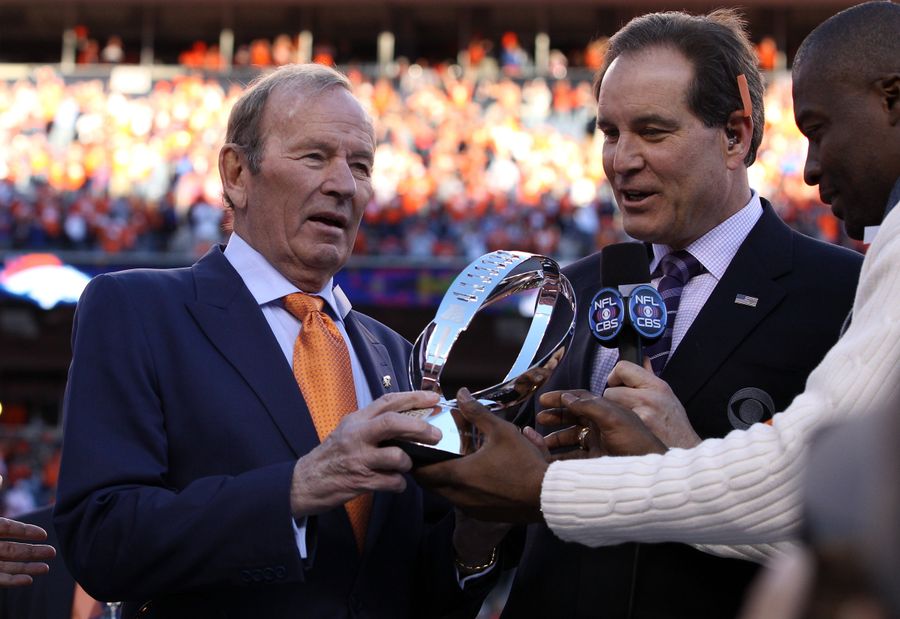 Broncos Owner, Beset By Alzheimer&#39;s, Gives Up Control