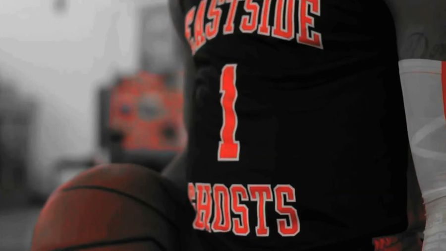 Report: High School Basketball Coach Appears To Have Six Players Living In His Cramped Apartment