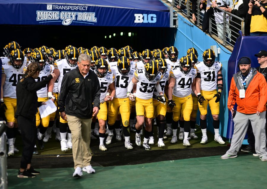 Iowa and Iowa State are now also wrapped up in college athletics’ gambling activity