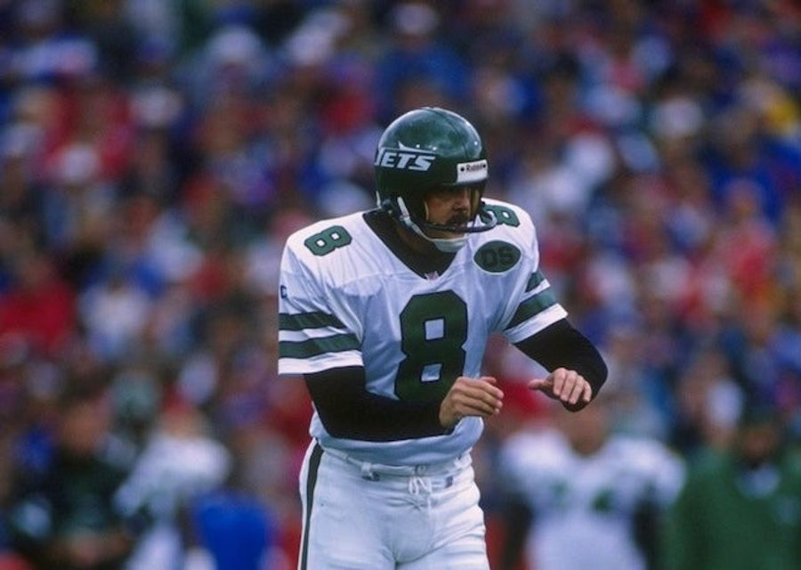 The Time A Jets Kicker Smacked A Ball Boy For Not Rubbing Up The Balls