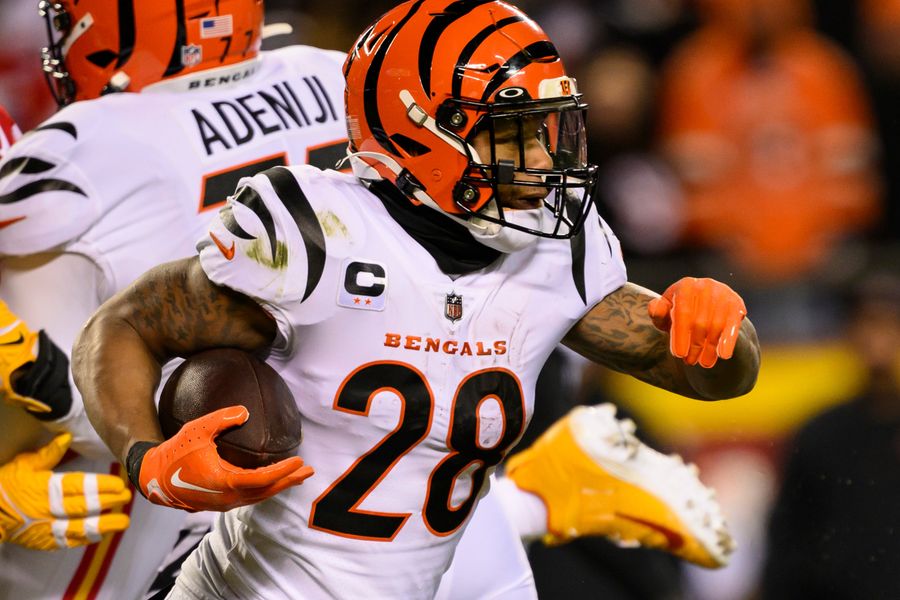 Joe Mixon not a suspect in shooting outside his home — but his sister is: police [Updated]